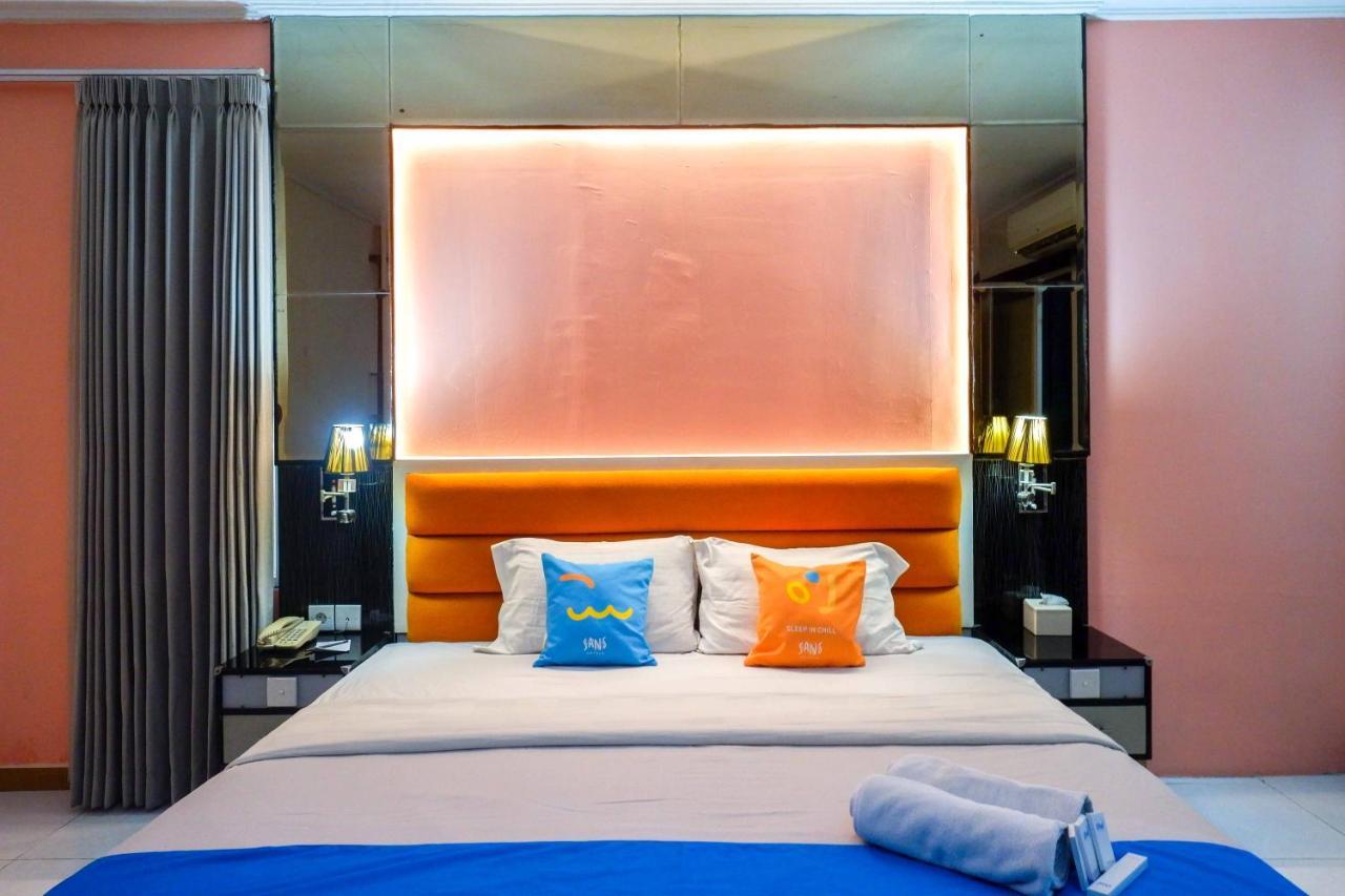 Sans Hotel International Surabaya Gubeng Экстерьер фото